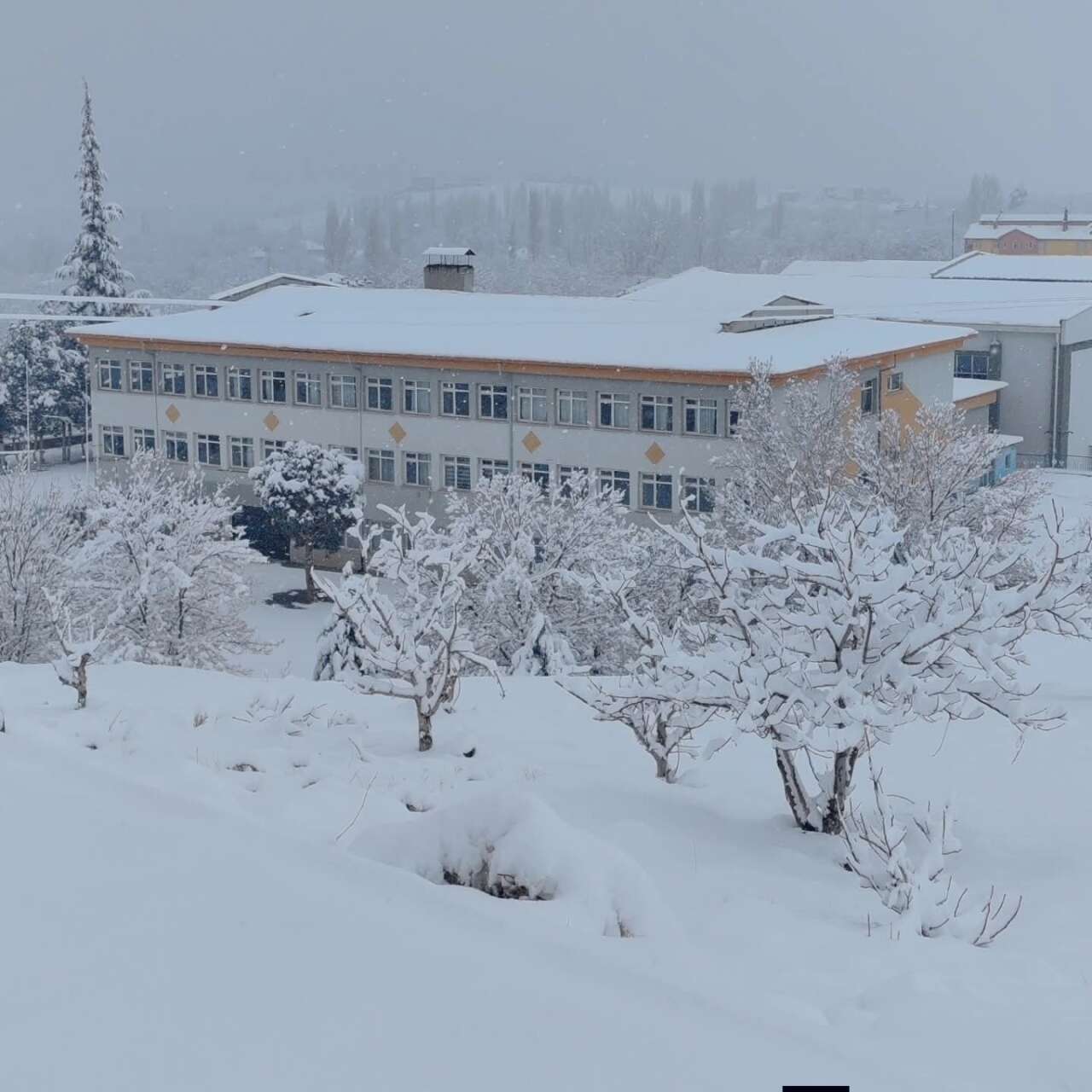 Konya’da kar kalınlığının 1 metreye yaklaştığı ilçe şölen sunuyor 15